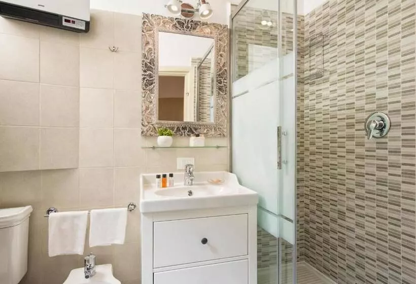 هتل Navona Tower Relais