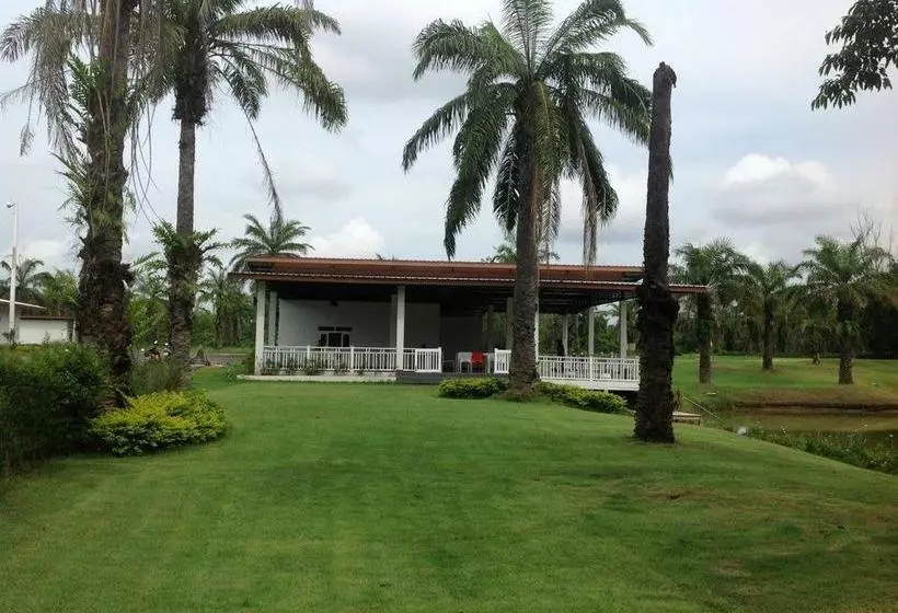 فندق Palm Driving Range & Resort