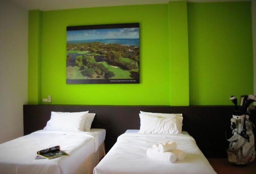 호텔 Palm Driving Range & Resort