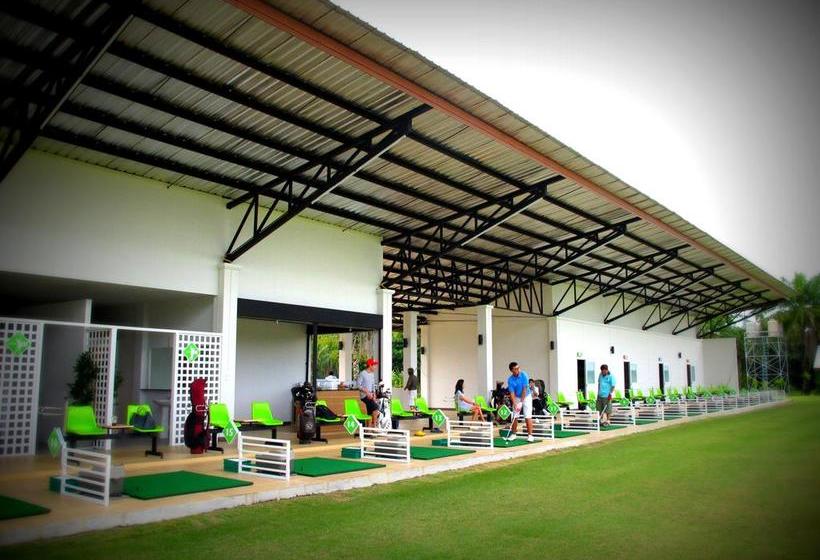 호텔 Palm Driving Range & Resort