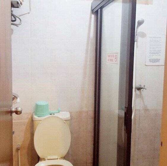 فندق Pondok Asri Family Guest House