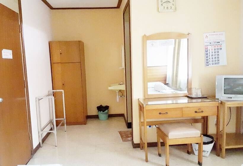 فندق Pondok Asri Family Guest House