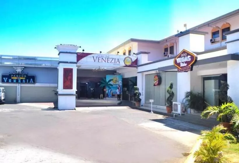 Hotell Subic Bay Venezia