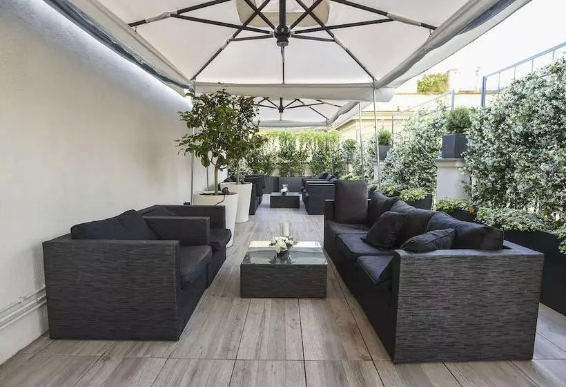 هتل Terrace Pantheon Relais