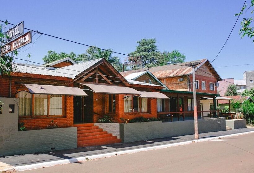 Hotel Tierra Colorada