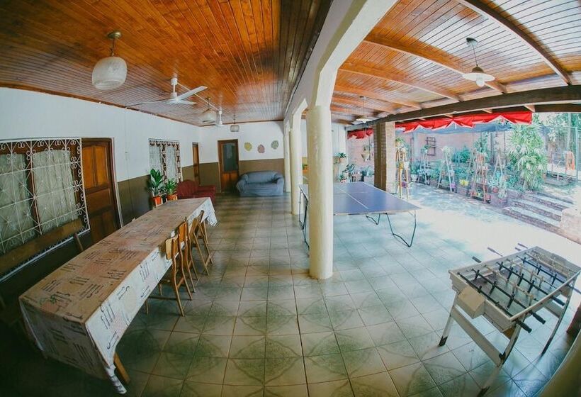 Hotel Tierra Colorada