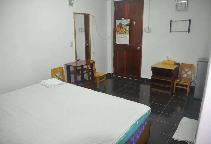 هتل SG Central Hostel