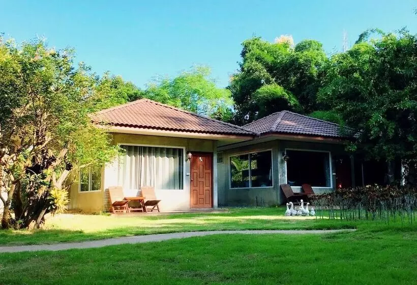 ホテル Villa De Bua Resort Nan