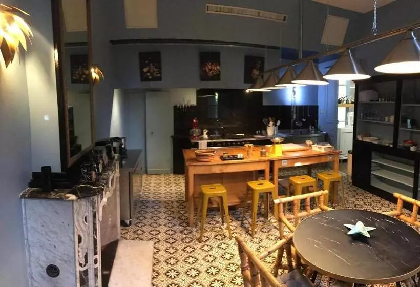 Avignon Intra Muros Historic Home Of Fogasses