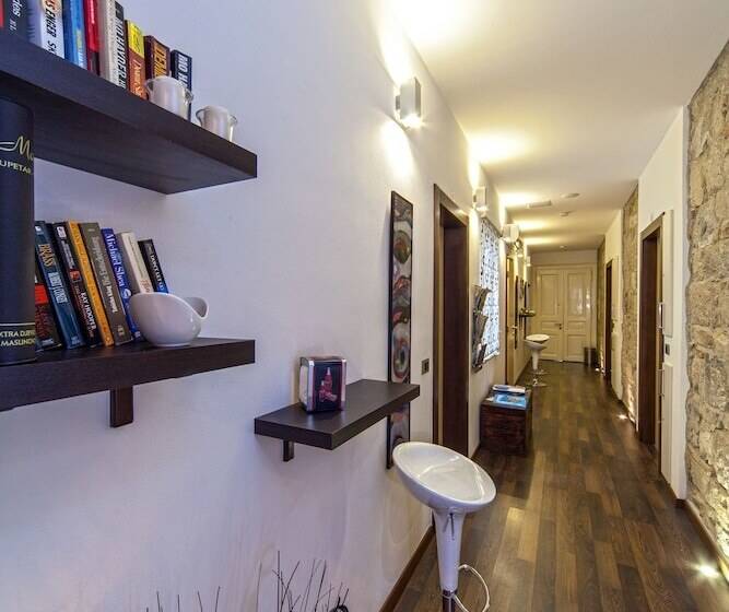 Marmontova Luxury Rooms