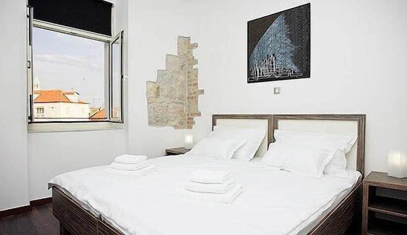 Marmontova Luxury Rooms