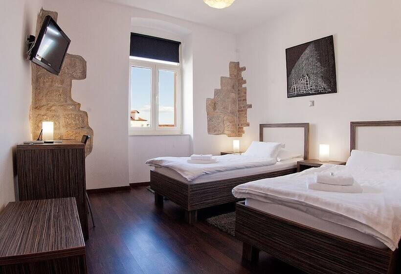 Marmontova Luxury Rooms