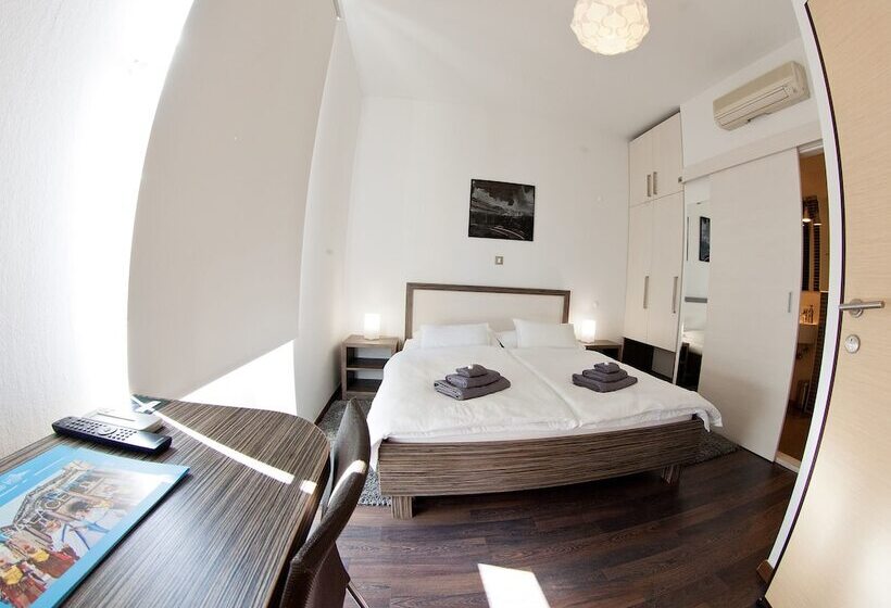 Marmontova Luxury Rooms