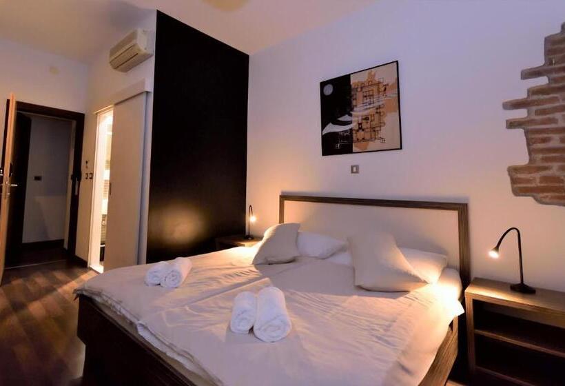 Marmontova Luxury Rooms