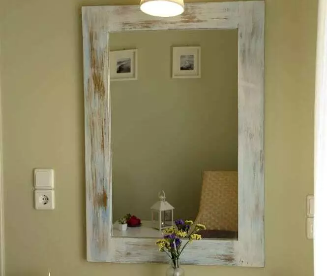 פנסיון Almyris