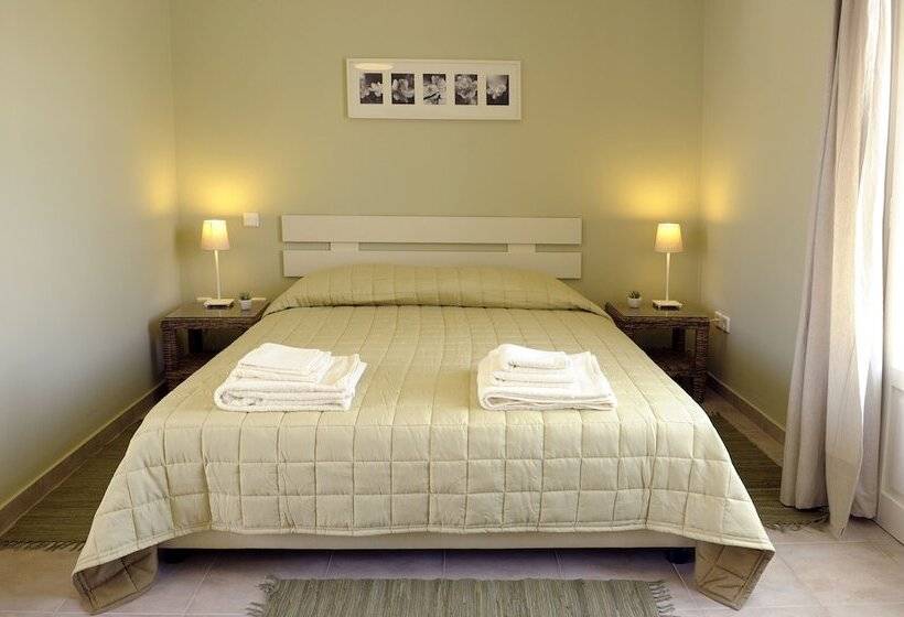 بنسيون Almyris