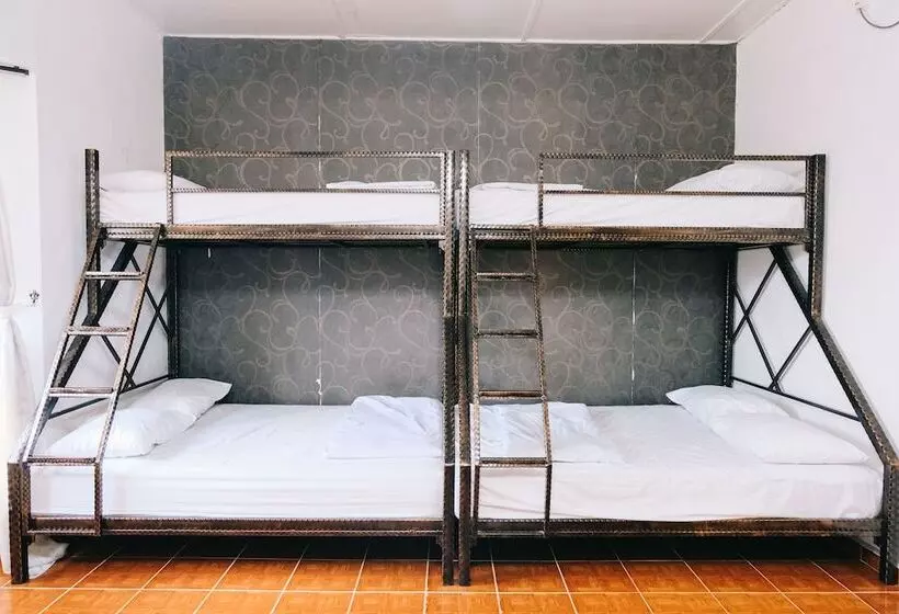 פנסיון Camelia Homestay