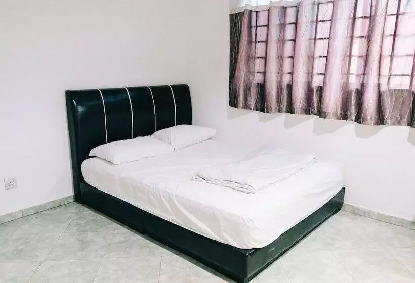 פנסיון Camelia Homestay