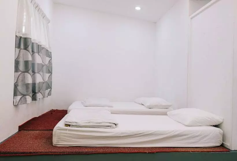 פנסיון Camelia Homestay