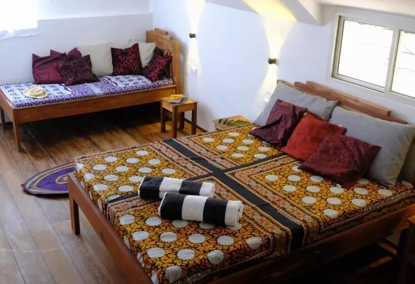 پانسیون Kobe House