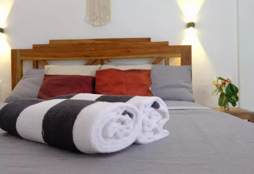 پانسیون Kobe House