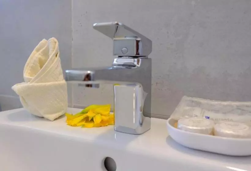 پانسیون Kobe House