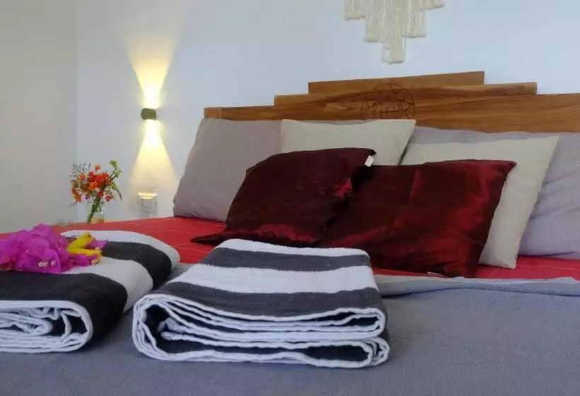 پانسیون Kobe House