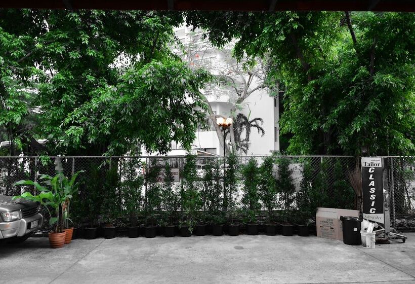 Pensão Seedling House