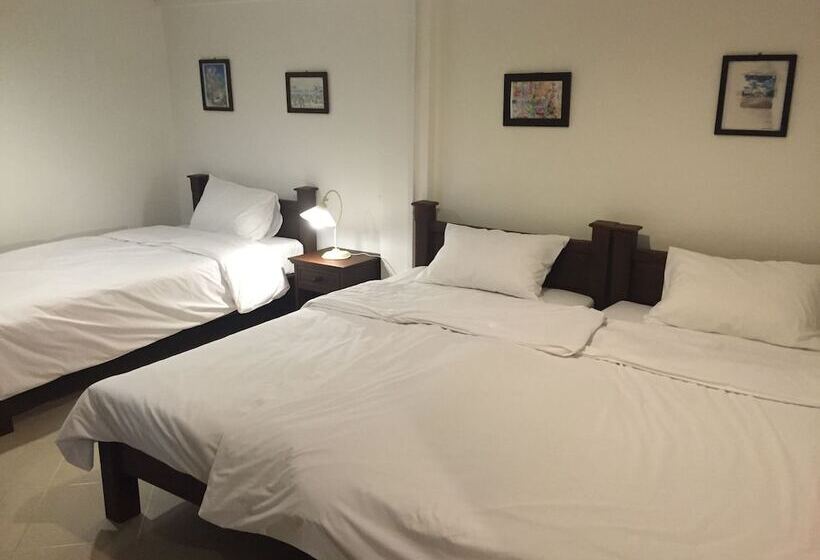 Pensão Seedling House