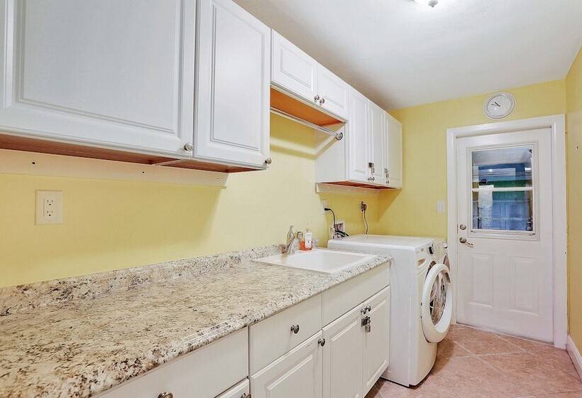 Villa Emerald Coast  Private Villa