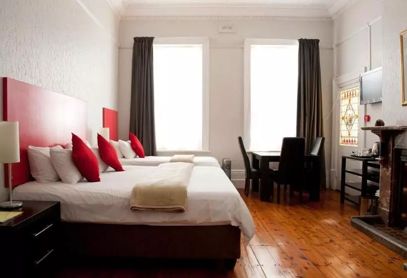 호스텔 Ashanti Gardens Guesthouse