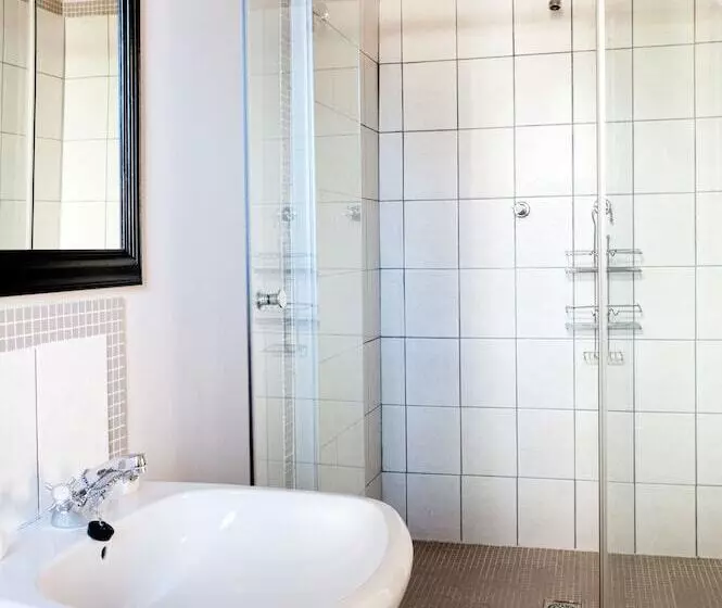 호스텔 Ashanti Gardens Guesthouse