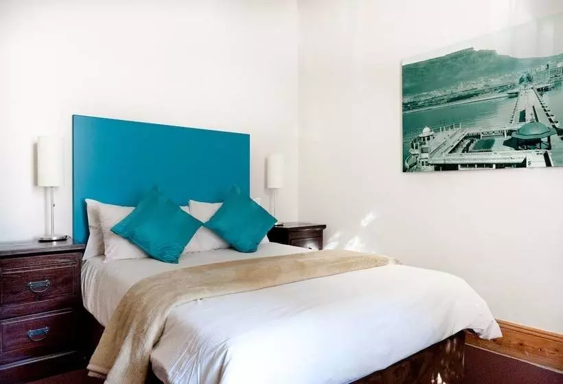 호스텔 Ashanti Gardens Guesthouse