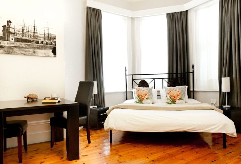 旅馆 Ashanti Gardens Guesthouse