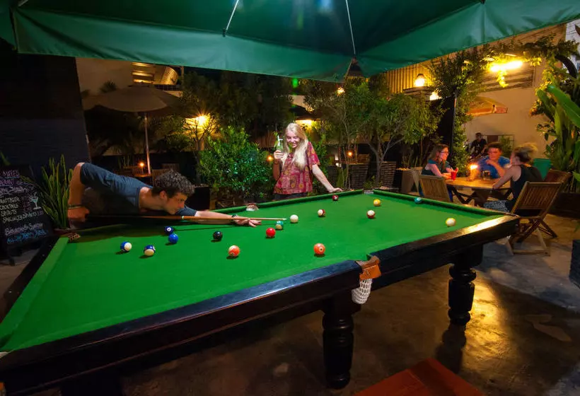 Общежитие Me Mates Villa