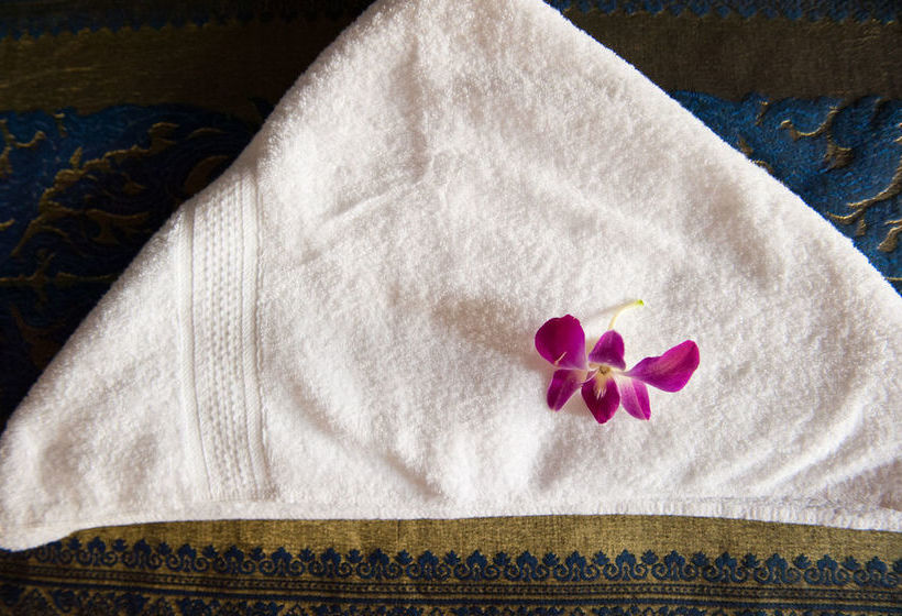 הוסטל Me Mates Villa