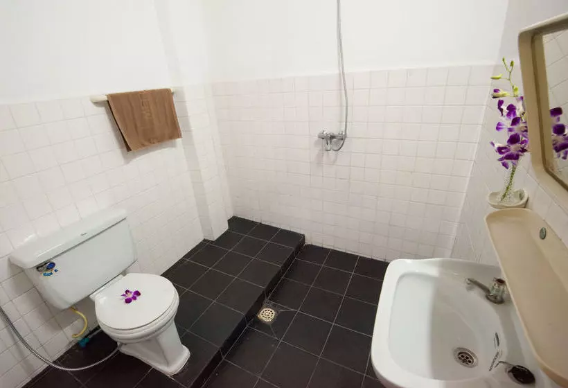 Общежитие Me Mates Villa