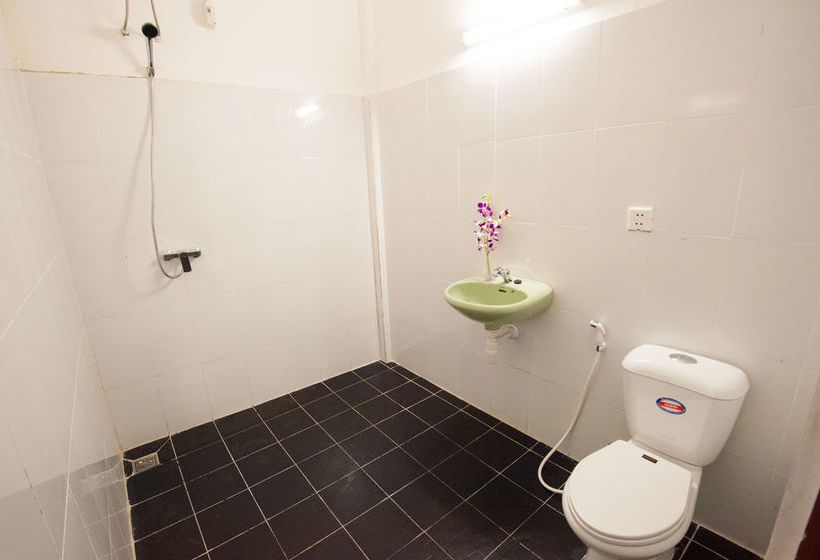 הוסטל Me Mates Villa