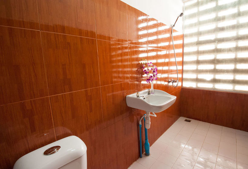 הוסטל Me Mates Villa