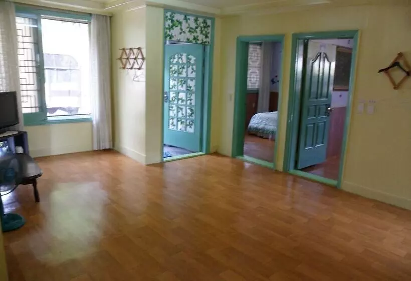 Gyerim Sanjang Motel