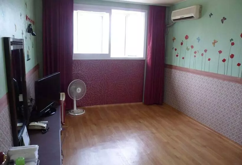 Gyerim Sanjang Motel