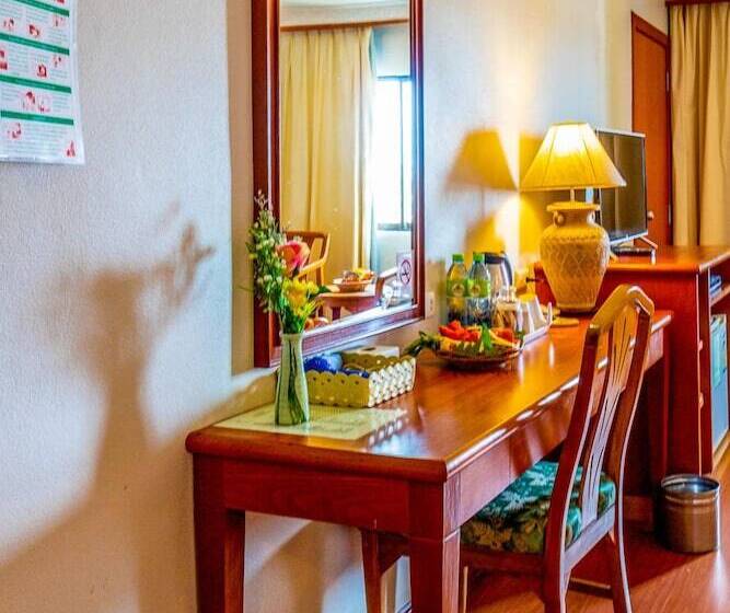 Hatyai Paradise Hotel & Resort