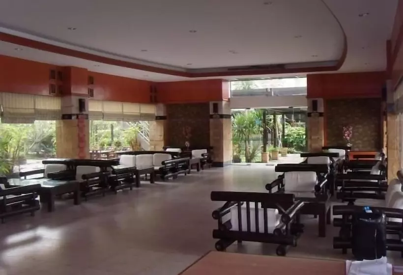 Hatyai Paradise Hotel & Resort