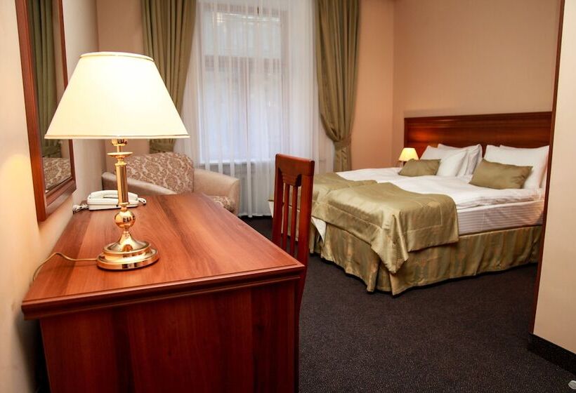 בית מלון כפרי Arkada