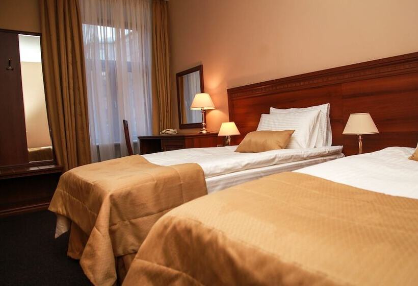 בית מלון כפרי Arkada