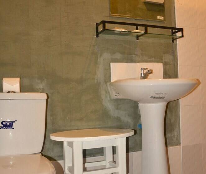 هتل Aung Mingalar