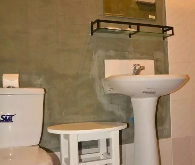 هتل Aung Mingalar