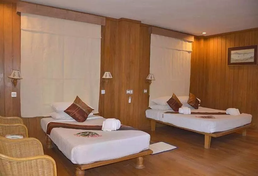 هتل Aung Mingalar