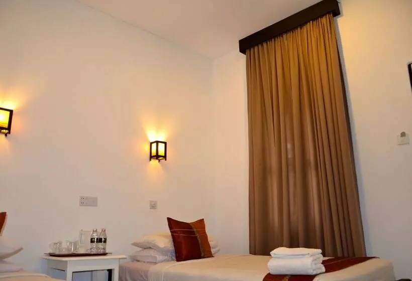 هتل Aung Mingalar