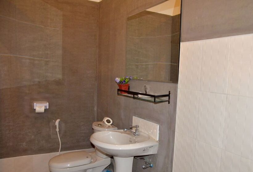 هتل Aung Mingalar